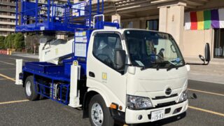 高所作業車12mスーパーデッキ納車 - ジャパンレンタル株式会社